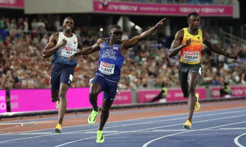 Glave upstages Jacobs to claim European 100m gold