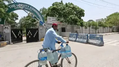 Water-starved citizens &lsquo;squeezed&rsquo; further for more Karachi Water and Sewerage Corporation revenue