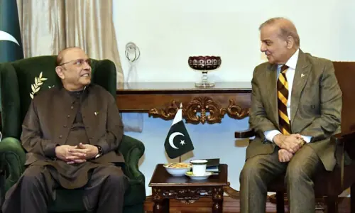 Zardari calls for effectively implementing Makkah pact Zardari calls for effectively implementing Makkah pact