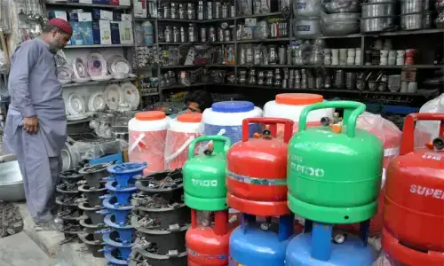 Gas supply disruption persists in Balochistan as repair work on damaged pipeline awaits security clearance