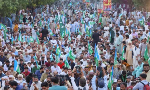 JI warns of countrywide strike if recent petrol price hike not withdrawn JI warns of countrywide strike if recent petrol price hike not withdrawn