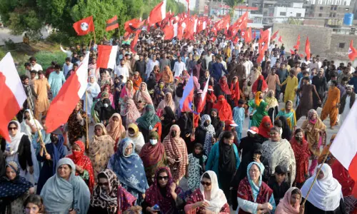 ‘Wahdat-i-Sindh March’ held in Hyderabad against new provinces plan ‘Wahdat-i-Sindh March’ held in Hyderabad against new provinces plan