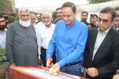 Karachi mayor launches Rs860m uplift works in city&rsquo;s key industrial area