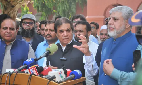 Marka-i-Haq train to chug between Sialkot and Pindi from Oct 15 Marka-i-Haq train to chug between Sialkot and Pindi from Oct 15