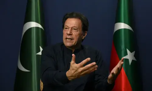 Imran's hospital transfer: SC to take up Dr Uzma's contempt plea on Sept 16 Imran's hospital transfer: SC to take up Dr Uzma's contempt plea on Sept 16