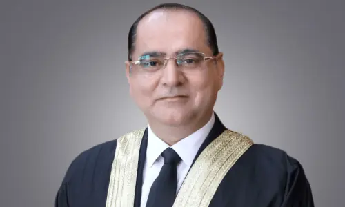 Islamabad High Court judge questions legal status of Afghan students Islamabad High Court judge questions legal status of Afghan students