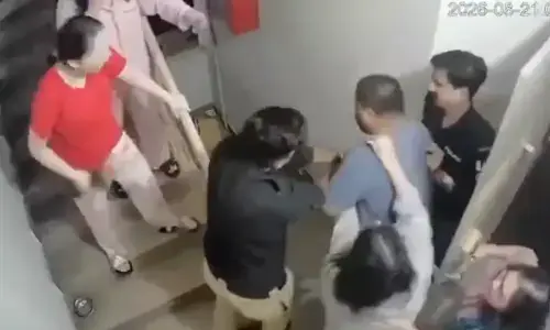 Disciplinary proceedings initiated against 3 cops over alleged involvement in Karachi DHA residents' scuffle: DIG
