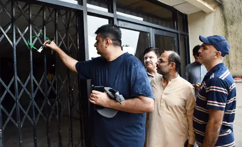 High-rises sealed, 3 Islamabad hospitals fined over fire safety violations High-rises sealed, 3 Islamabad hospitals fined over fire safety violations