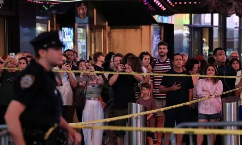 Bank of America VP among two killed in stabbing in New York's Times Square; suspect shot dead Bank of America VP among two killed in stabbing in New York's Times Square; suspect shot dead