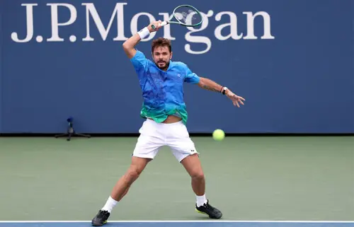 Alcaraz makes winning return at US Open, Sabalenka safely through Alcaraz makes winning return at US Open, Sabalenka safely through
