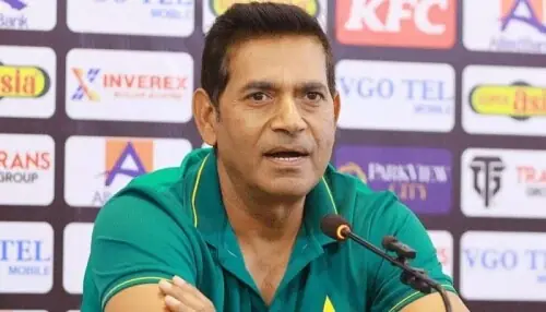 Aaqib Javed defends Pakistan&rsquo;s mid-series shake-up, says team failed to compete in England