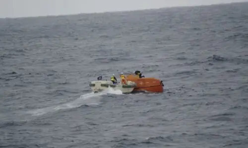 10 missing as cargo ship sinks after collision off Istanbul 10 missing as cargo ship sinks after collision off Istanbul