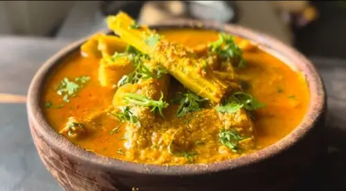 Miracle meal: how to make curry and parathas with moringa