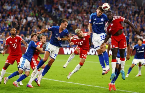 Bayern Munich held by stubborn Schalke Bayern Munich held by stubborn Schalke