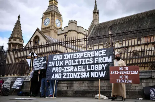 Pakistan backs UK measures against Israeli settlers Pakistan backs UK measures against Israeli settlers