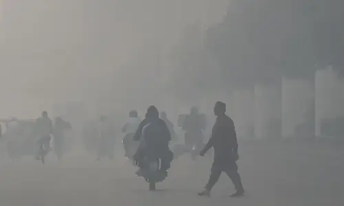 Punjab launches ‘preemptive crackdown’ on smog-inducing activities Punjab launches ‘preemptive crackdown’ on smog-inducing activities