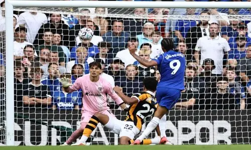 Hull City hold Chelsea, Liverpool fail to beat Fulham in Premier League Hull City hold Chelsea, Liverpool fail to beat Fulham in Premier League