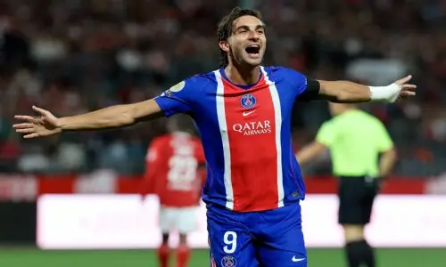 Ferran Torres fires PSG to first win of Ligue 1 season Ferran Torres fires PSG to first win of Ligue 1 season
