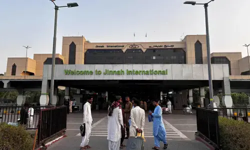Karachi-Saudi travel: Nadra-linked vaccination card mandatory from Sept 25 for pilgrims, workers, those staying 6 months or more