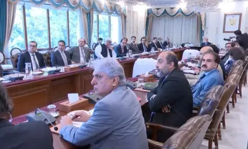 PM Shehbaz orders measures for bringing Pakistani exports up to global standards