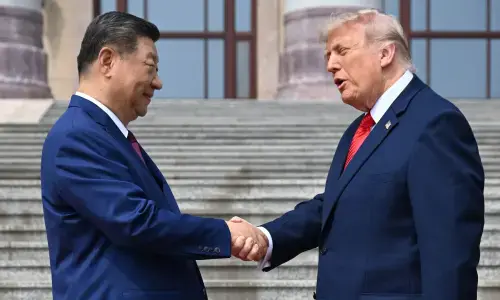 Sanders says Trump, Xi should sign AI pause treaty