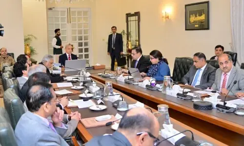 PM wants facilitation desks to help people buy subsidised fuel PM wants facilitation desks to help people buy subsidised fuel