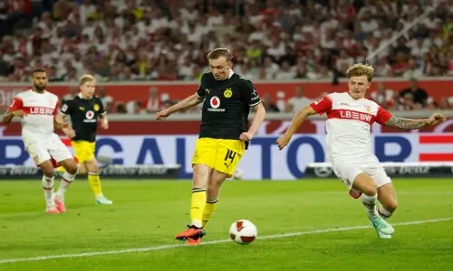 Dortmund sink Stuttgart to climb to Bundesliga summit Dortmund sink Stuttgart to climb to Bundesliga summit