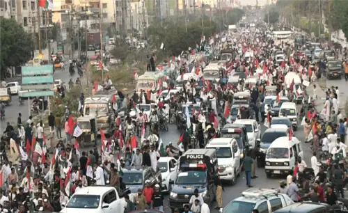 Muttahida power show calls for new administrative units in country Muttahida power show calls for new administrative units in country