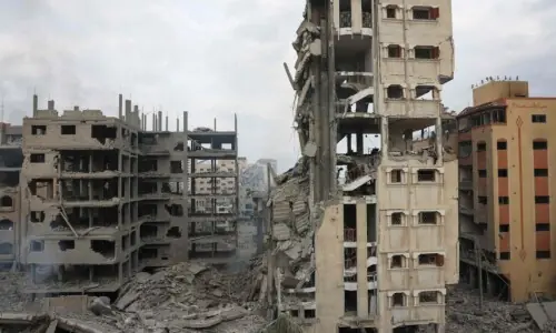 Israeli fire kills three in Gaza Strip Israeli fire kills three in Gaza Strip