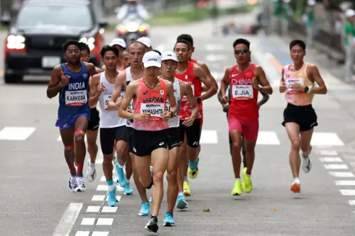China surge, Japan&rsquo;s home heroes and Asian Games chaos on day of records