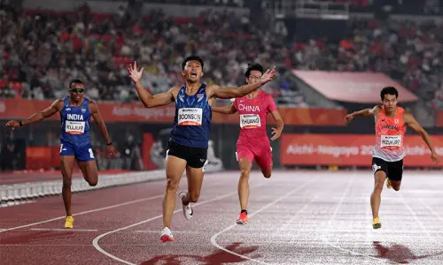 Teenage stars shine as Asian Games face scrutiny over conditions Teenage stars shine as Asian Games face scrutiny over conditions