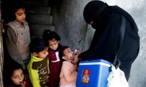 28.2 million children vaccinated in weeklong polio campaign