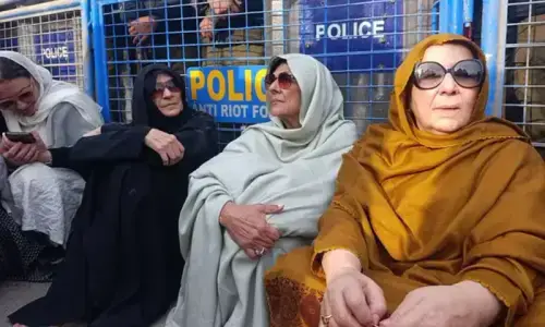 Imran&rsquo;s sisters &lsquo;on hunger strike for two days&rsquo;, cousin claims