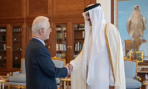Iran's interior minister discusses regional developments with Qatari emir, appreciates mediators' role