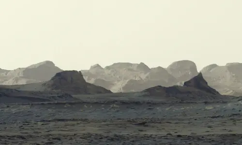 Nasa rover takes striking image of dawn&rsquo;s early light on Mars