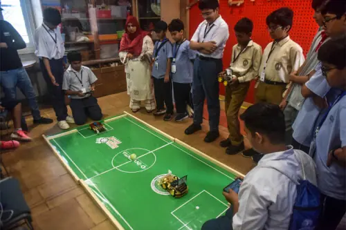 Students test their mettle in MagnifiScience ‘battle of minds’ Students test their mettle in MagnifiScience ‘battle of minds’
