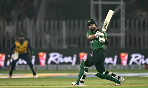 Sahibzada Farhan hits dazzling 89 as Pakistan down Sri Lanka in first T20I
