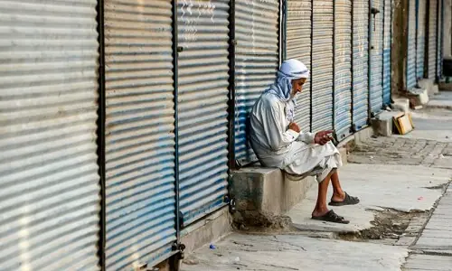 Panjgur traders observe strike