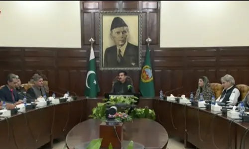 Kundi chairs first meeting of KP Advisory Council following imposition of emergency, governor's rule