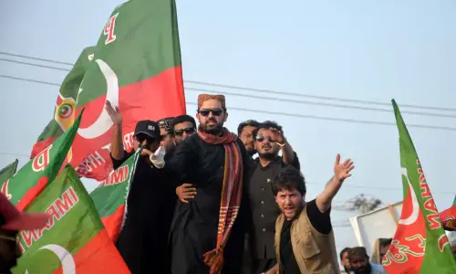 Police scuttle ex-KP CM’s Swabi meeting Police scuttle ex-KP CM’s Swabi meeting