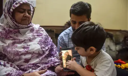 Family of seamen killed aboard oil tanker in Oman seeks return of his remains