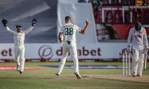 Australia need six wickets on final day to win first Test