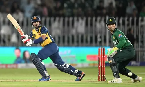 Kusal Mendis' blistering 87 leads Sri Lanka to consolation win over Pakistan in third T20I
