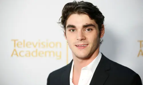 &lsquo;Breaking Bad&rsquo; actor RJ Mitte dies at 34