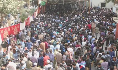 Pakistani youth face job crisis