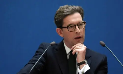 Britain’s spy chief accuses Iran, Russia of hybrid campaigns Britain’s spy chief accuses Iran, Russia of hybrid campaigns