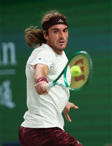 Medvedev reaches Shanghai Masters quarters Medvedev reaches Shanghai Masters quarters