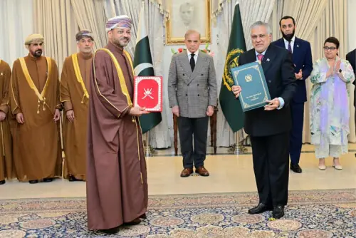 Pakistan, Oman urge diplomacy to bring peace to Mideast