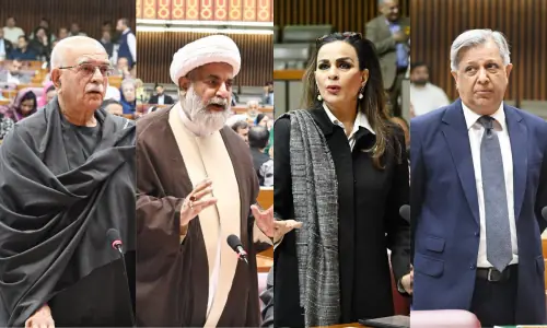 Joint parliamentary session debates resolutions on emergency, governor’s rule in KP Joint parliamentary session debates resolutions on emergency, governor’s rule in KP