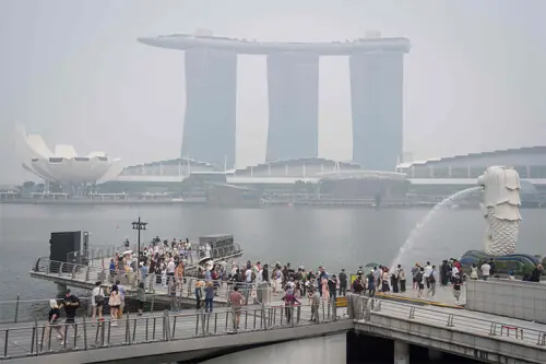 Four killed battling fires in Indonesia as toxic haze cloaks region Four killed battling fires in Indonesia as toxic haze cloaks region